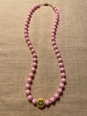 Pink Beaded Smile Necklace 15”